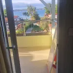 Aparthotel Makis Nest