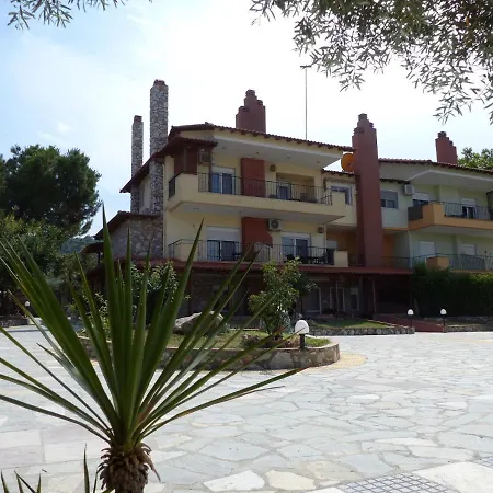 Hotel apartamentowy Makis Nest 3*