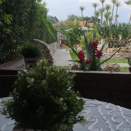 公寓式酒店 Makis Nest 沃尔沃罗