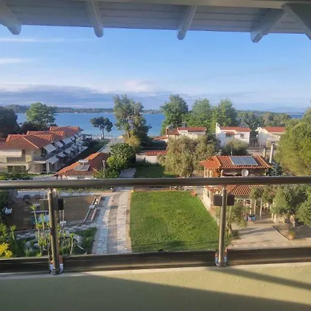 Hotel apartamentowy Makis Nest Vourvourou