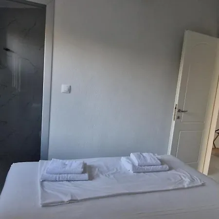 公寓式酒店 Makis Nest