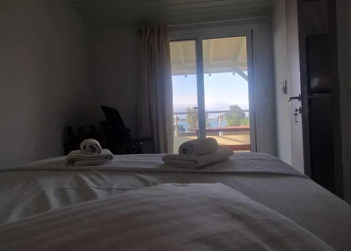 Makis Nest Aparthotel Vourvourou