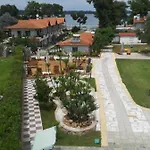 Apartmanhotel Makis Nest Vurvurú