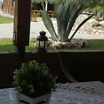 Makis Nest Apartmanhotel Vurvurú