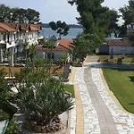 Makis Nest Apartmanhotel Vurvurú