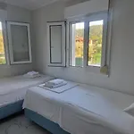 Makis Nest Apartmanhotel Vurvurú