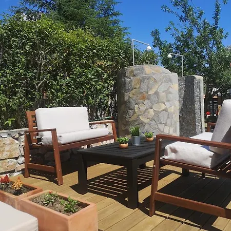 Makis Nest 3* וורוורו