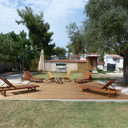 Makis Nest 3* וורוורו