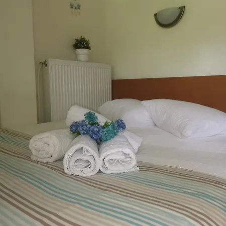 Aparthotel Makis Nest
