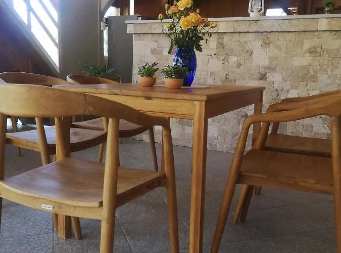 Aparthotel Makis Nest 3*