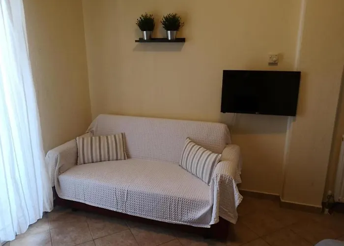 Makis Nest Aparthotel Vourvourou